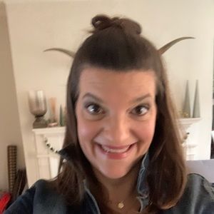 Meet your Posher, Kara